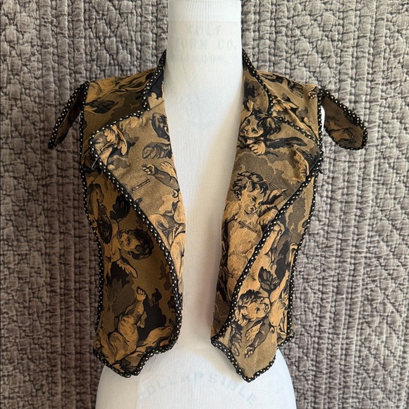 EMD Jackets & Blazers - Elegant Women's Gold and Black Vest